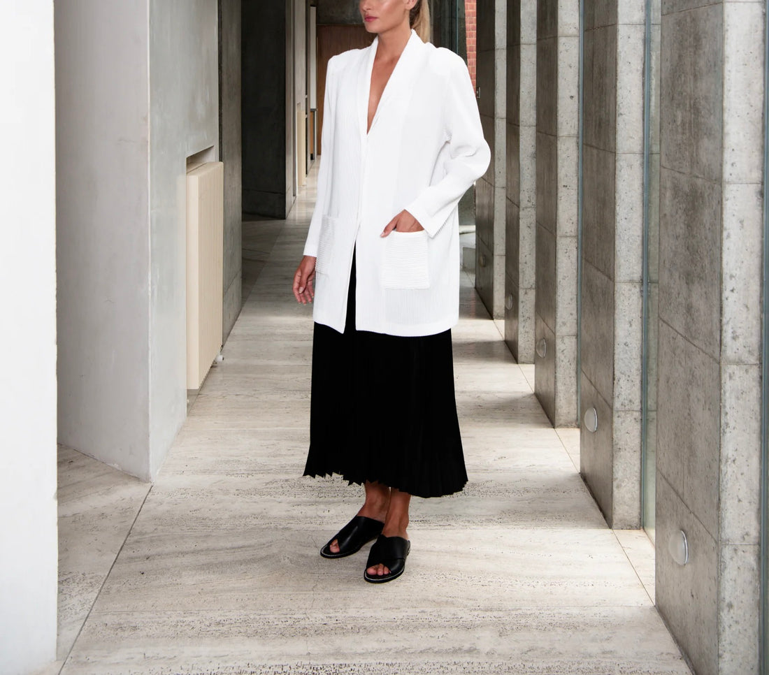 Plisse Blazer White