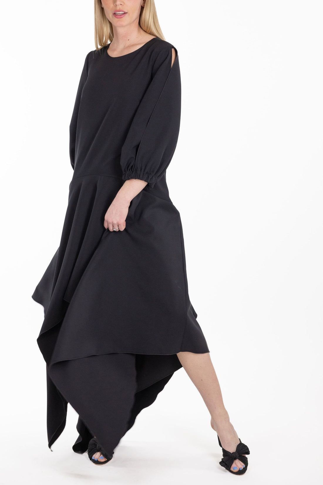 Tiombe Dress