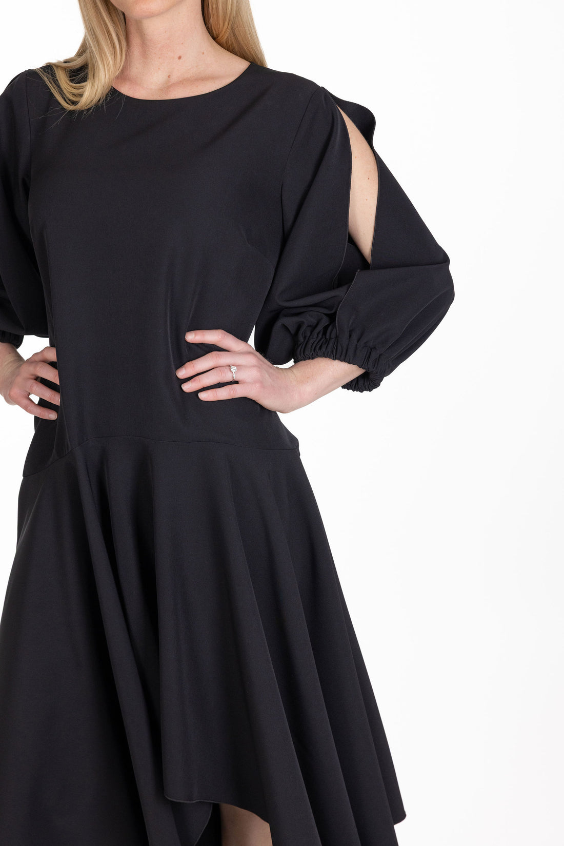 Tiombe Dress