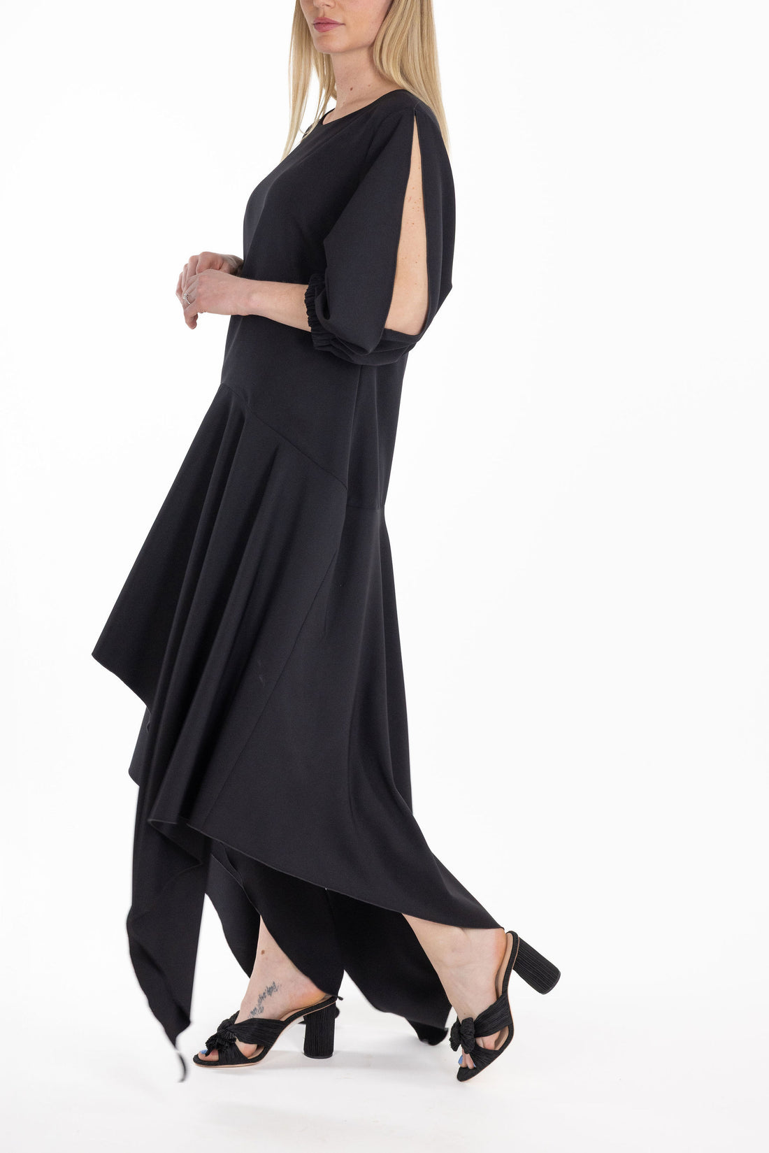 Tiombe Dress