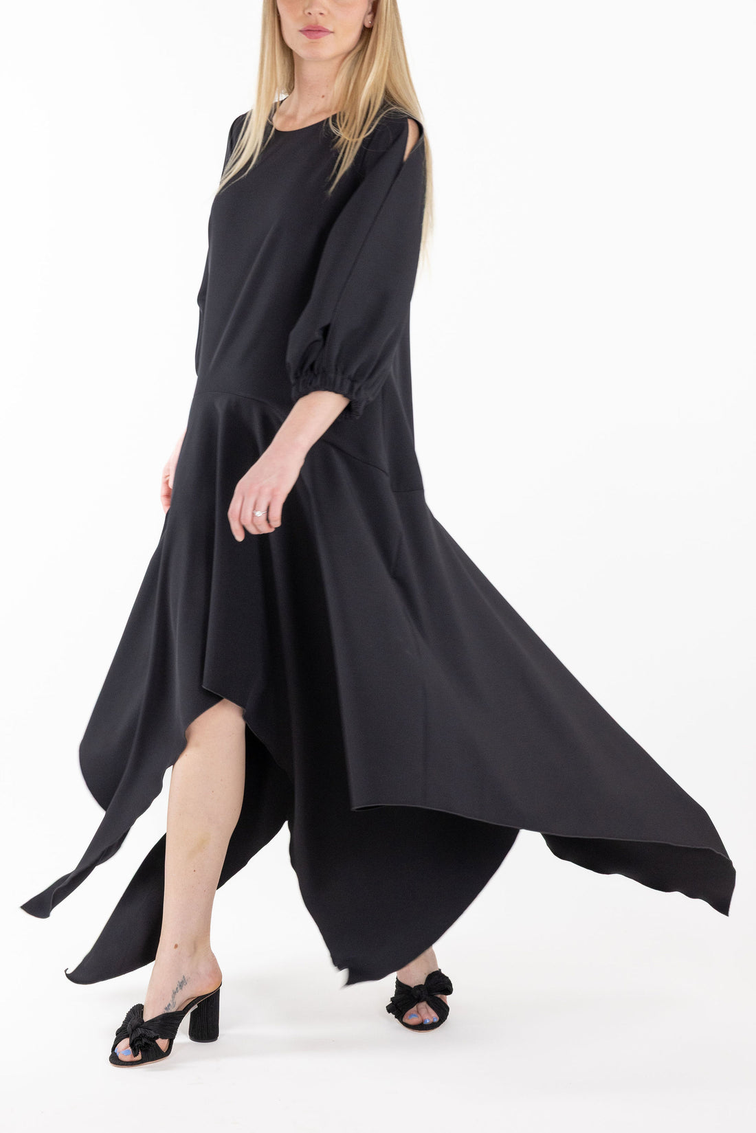 Tiombe Dress