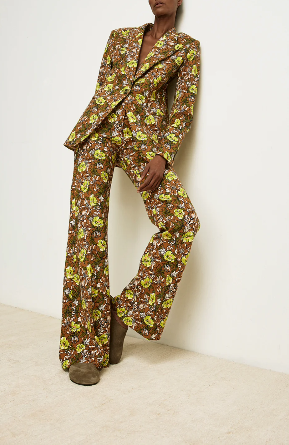 Wide Leg Pintuck Trouser