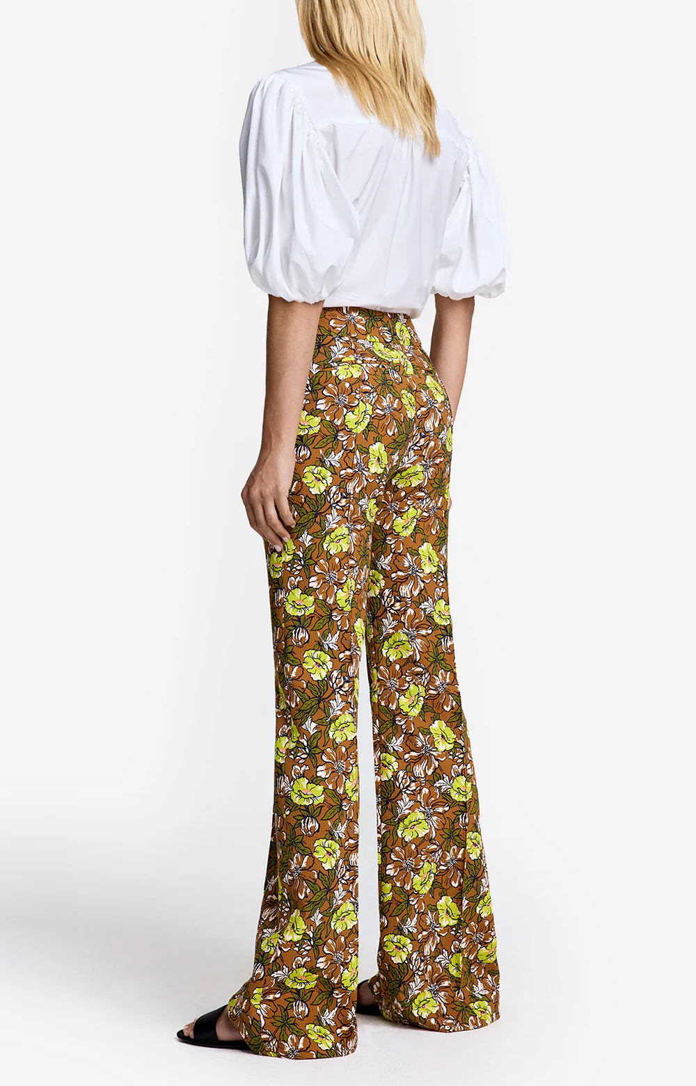 Wide Leg Pintuck Trouser