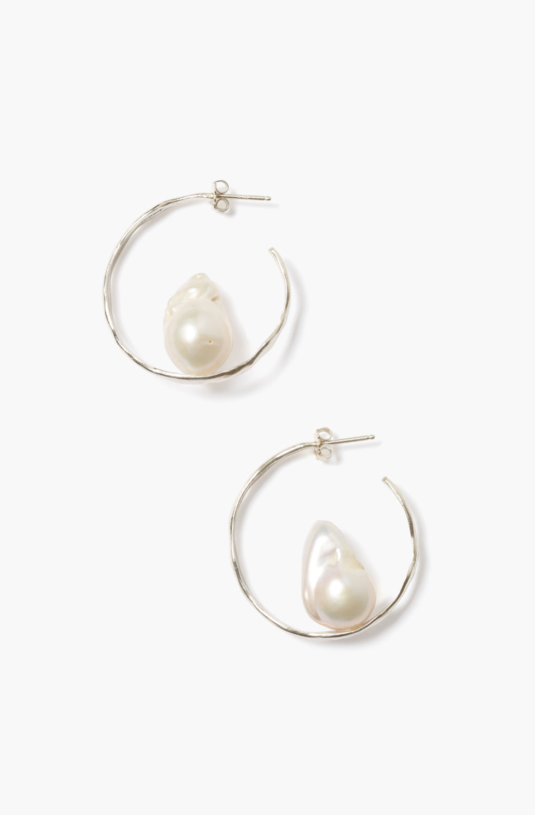 Silver Hoop W/Pearl