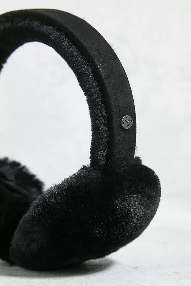 Angahook Black Earmuffs