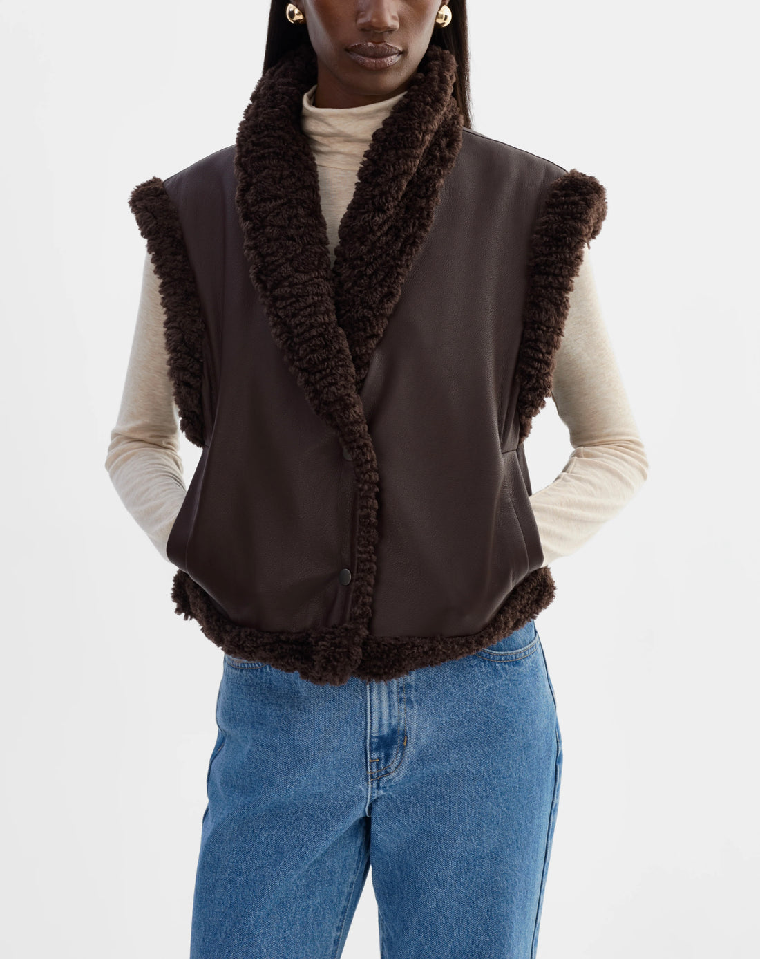 Dua Reversible Vest