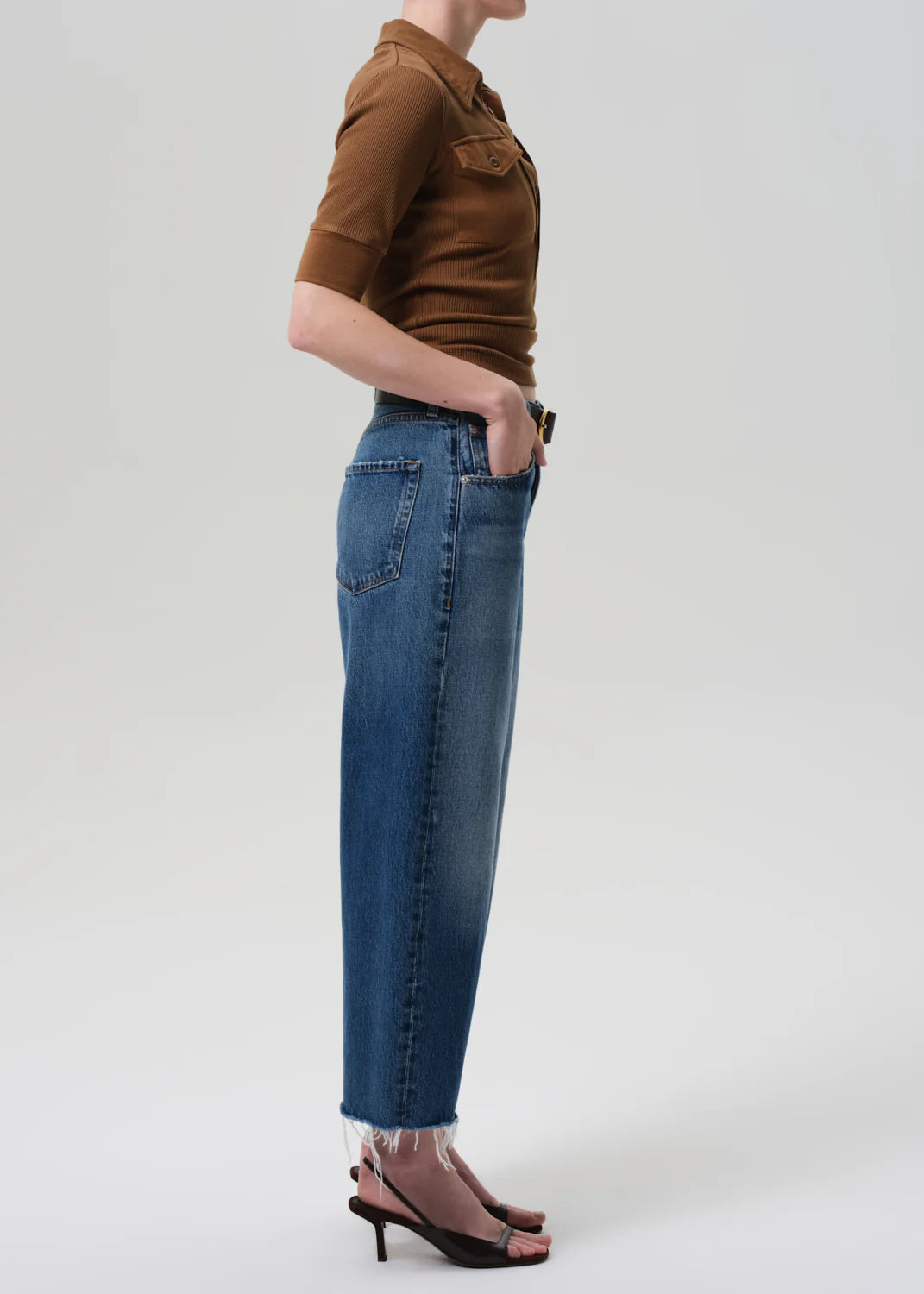 Alya Raw Hem Crop Jean