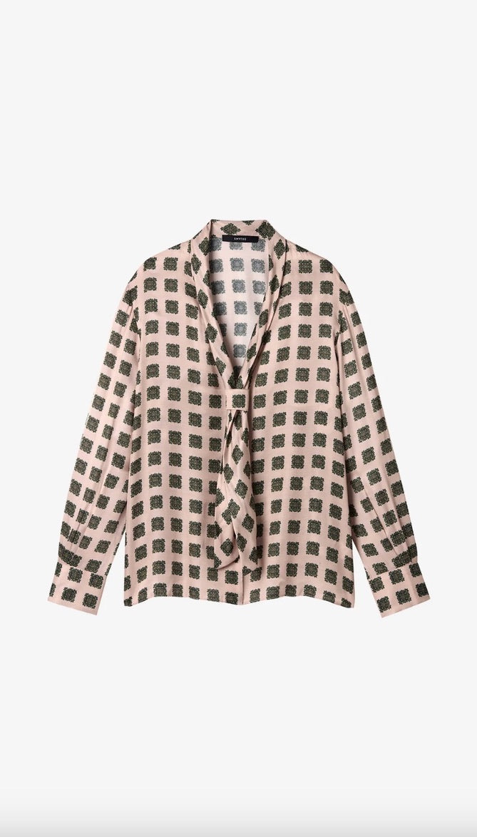 V-Necktie Blouse