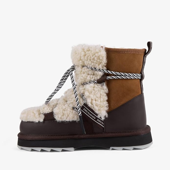 Blurred Teddy Boot