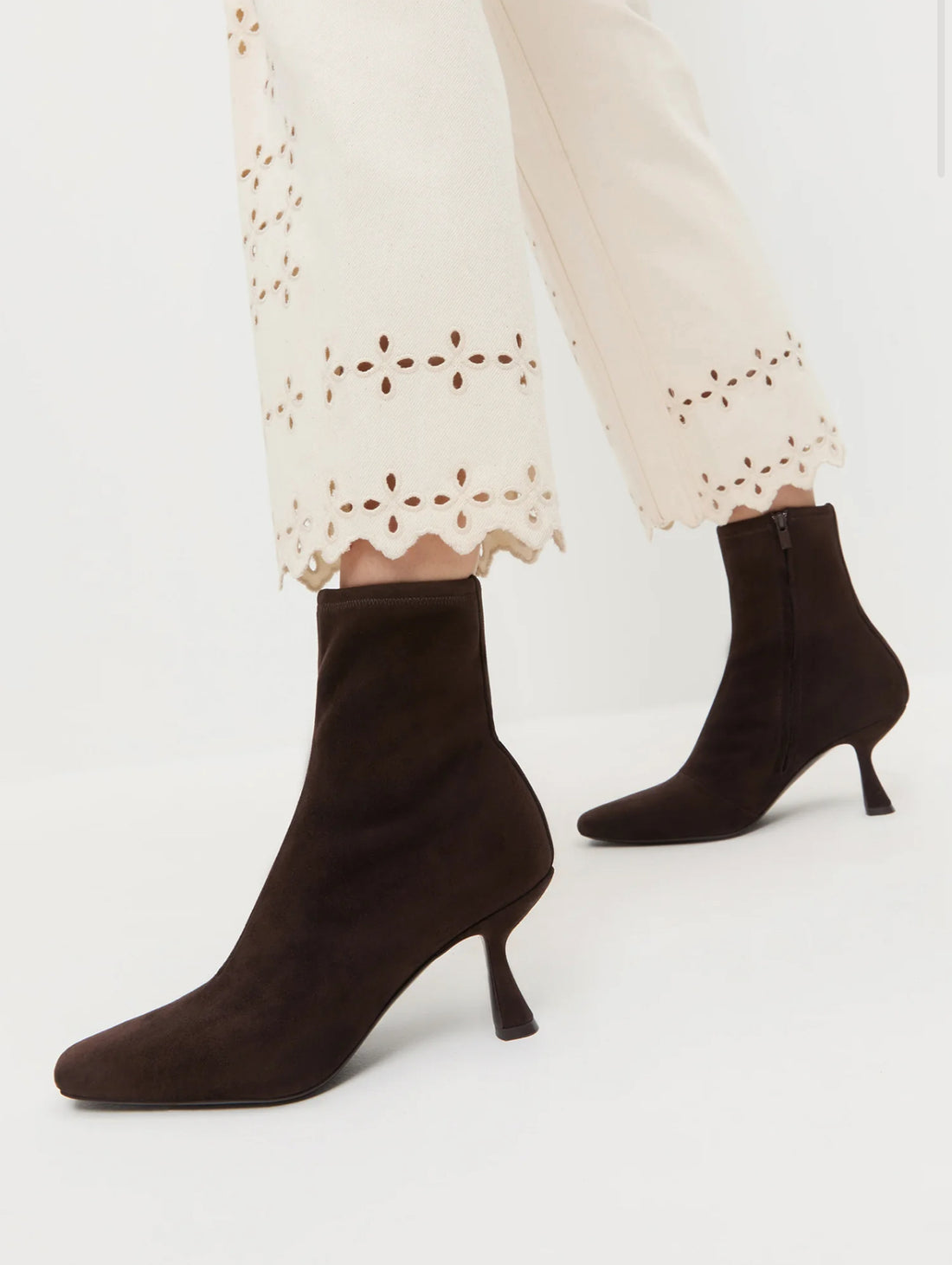 Thandy Curved Heel Boot