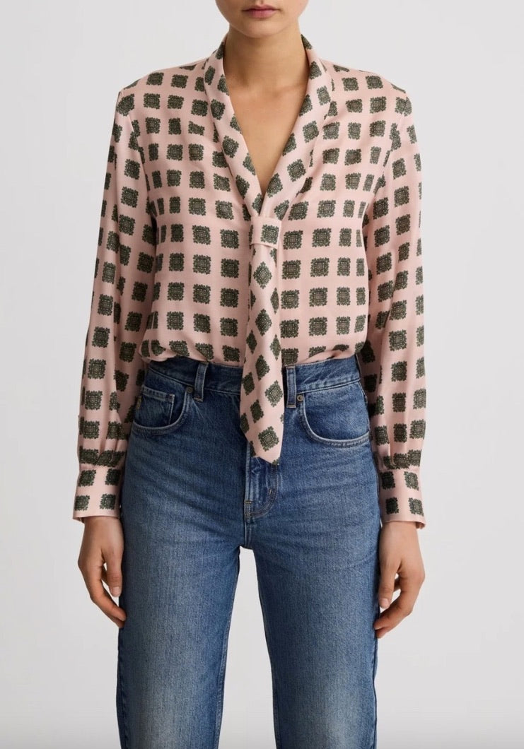V-Necktie Blouse