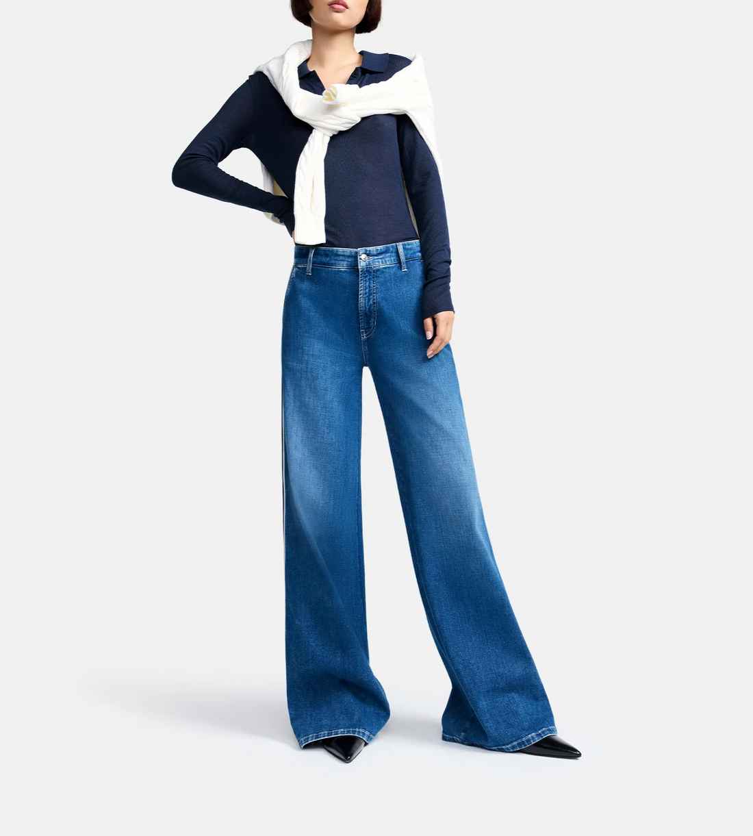 Alek Wide Leg Side Stripe Jean