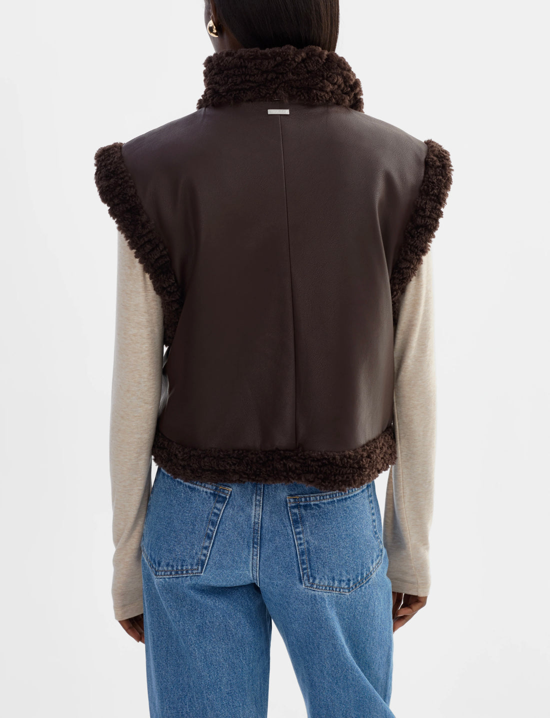Dua Reversible Vest