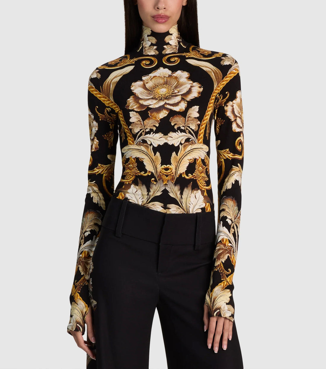 Delaina Turtleneck in Nior