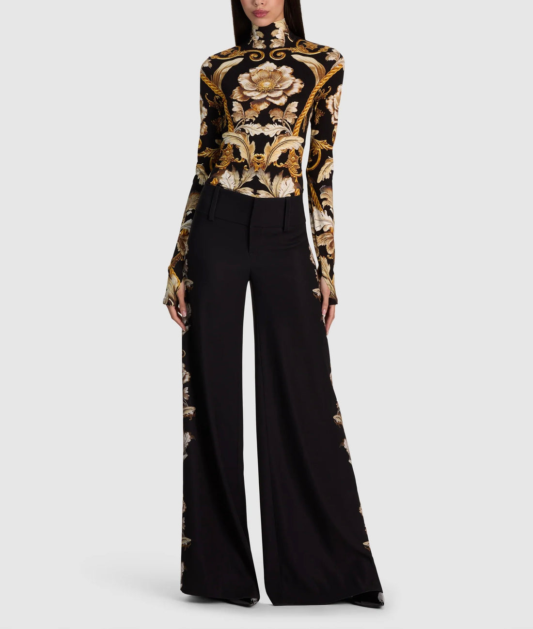 Delaina Turtleneck in Nior