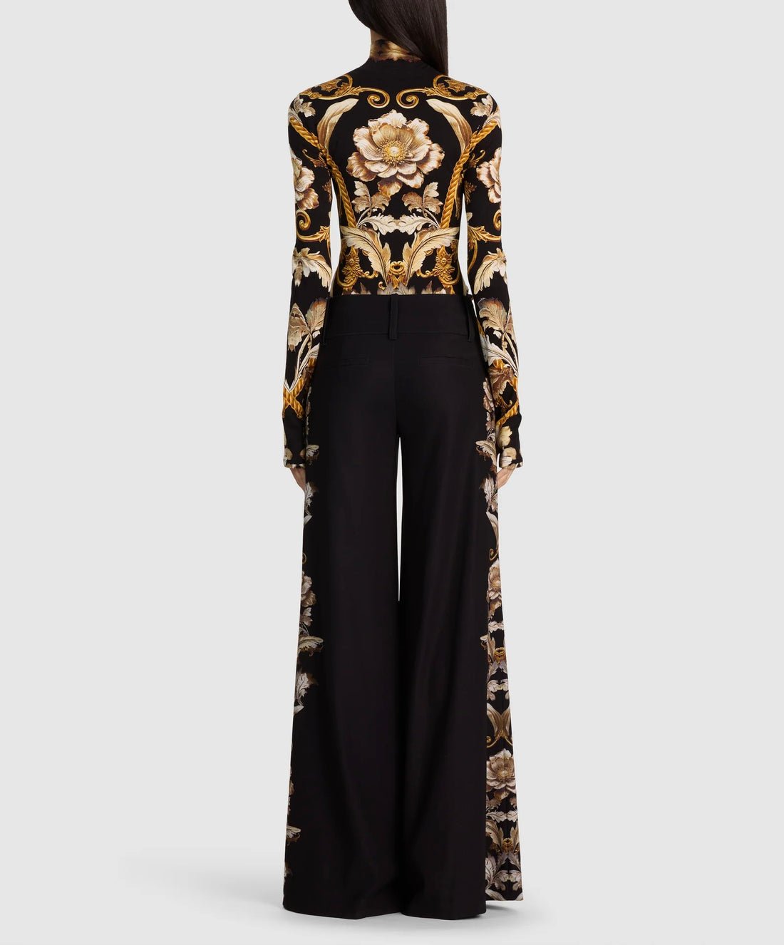 Delaina Turtleneck in Nior