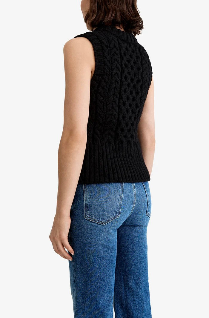 Cable-Knit Crewneck Vest