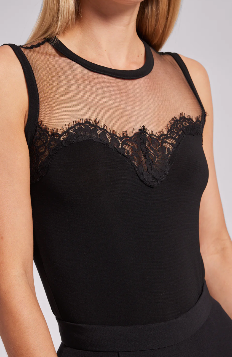 Marilyn Lace Top