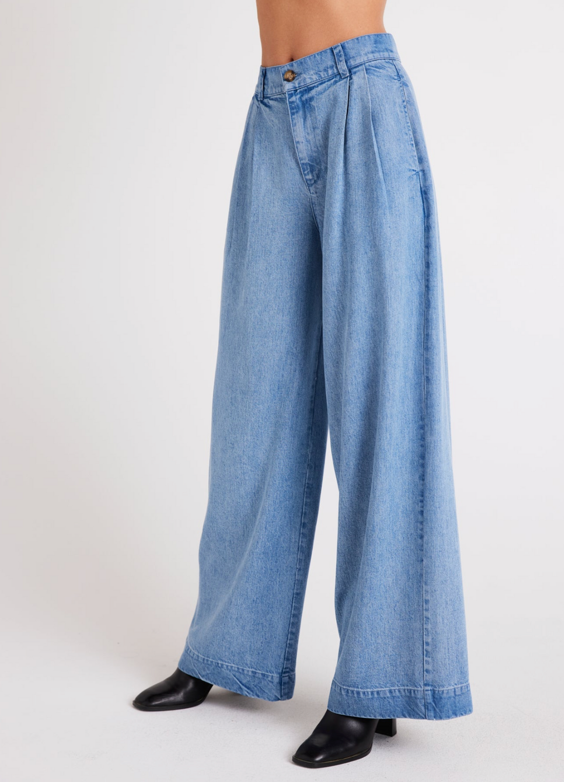 Greta Pleated Wide Leg Trouser