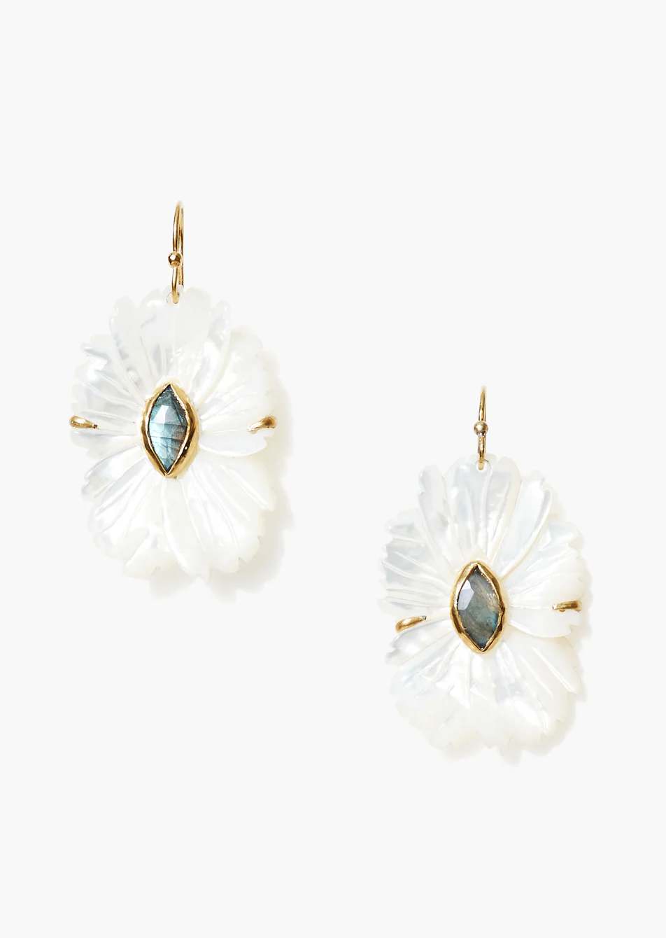 Magnolia Earrings White