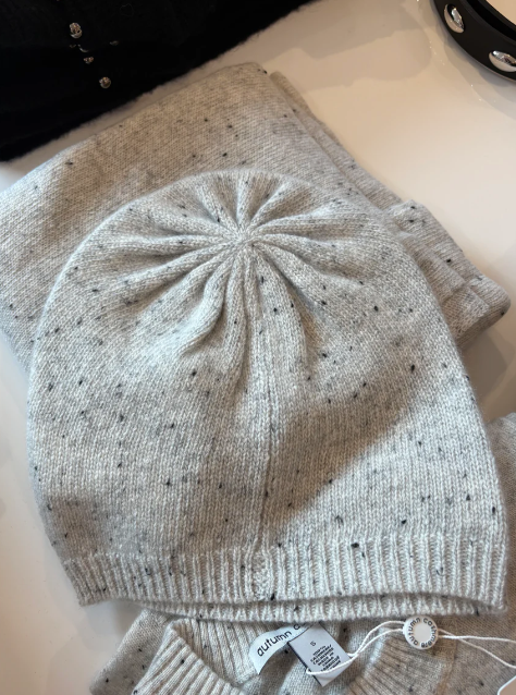 Asymmetric Bag Husky Hat