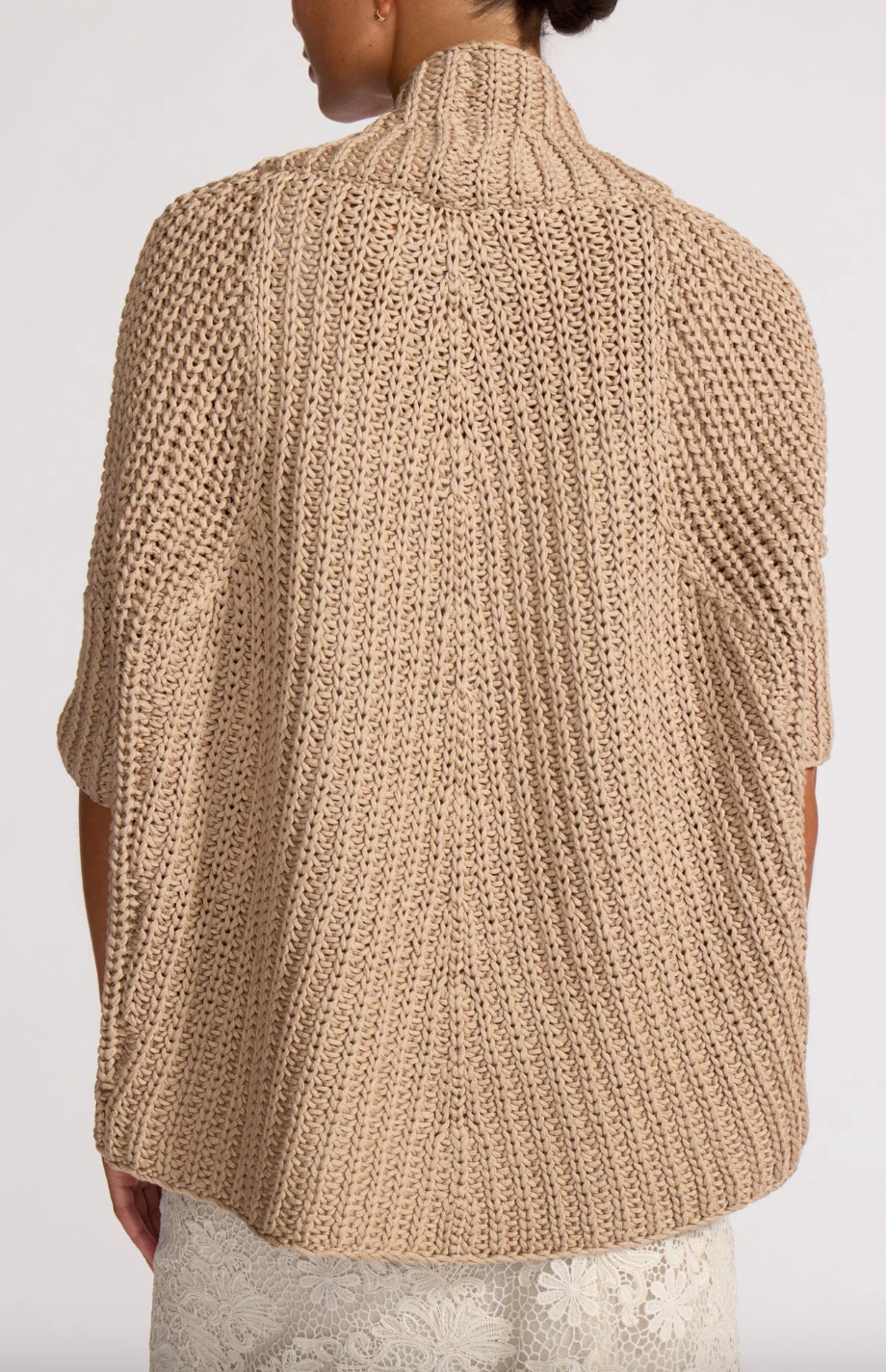Fida Shrug In Mocha