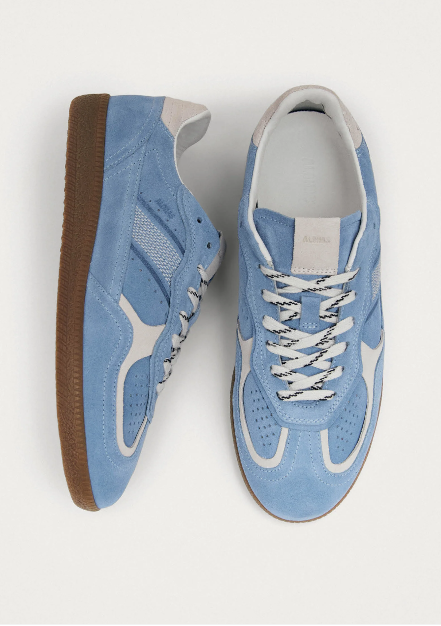 Rife In Cornflower Blue