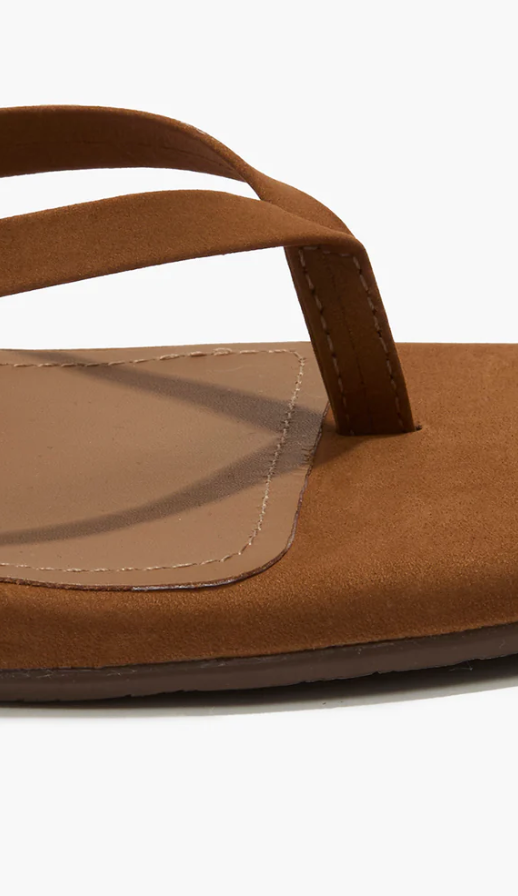 Square Toe Julia Suede In Camel