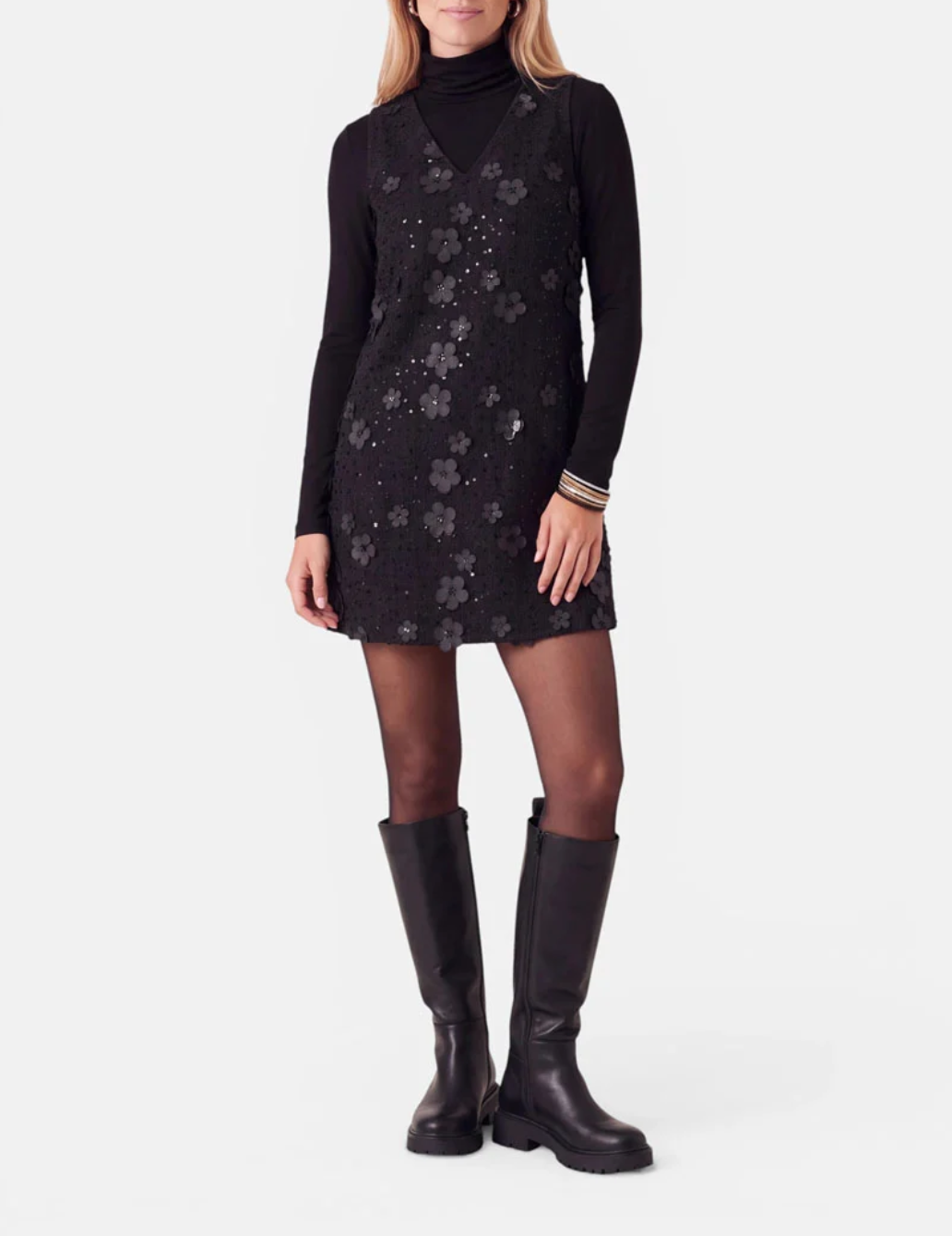 Nero V Neck Dress