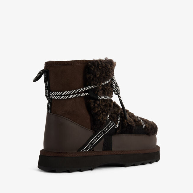 Blurred Teddy Boots