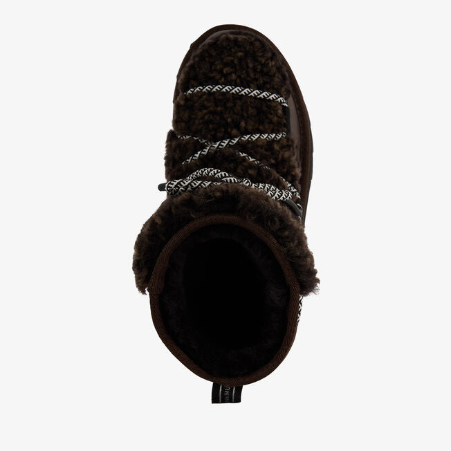 Blurred Teddy Boots