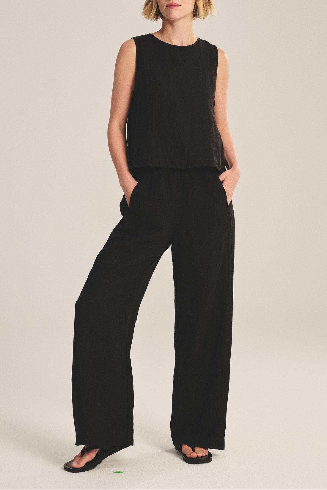 Lola Linen Pant In Black