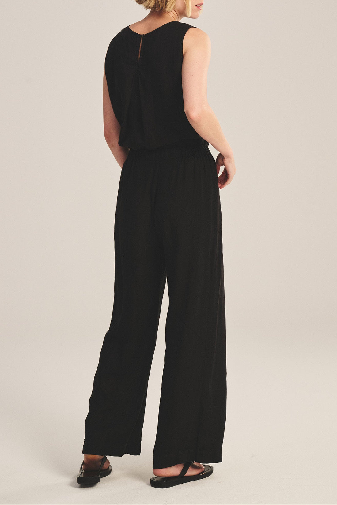 Lola Linen Pant In Black